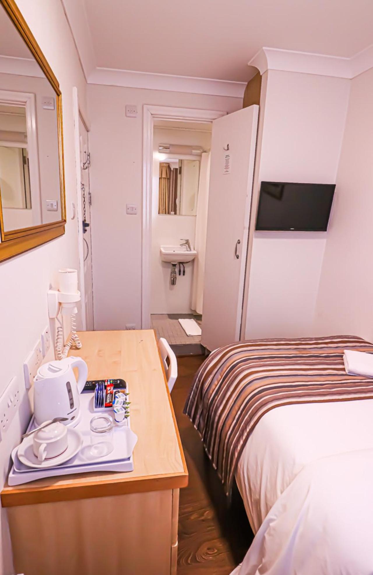 Standard Single Room Shower,1574680058:JPEG